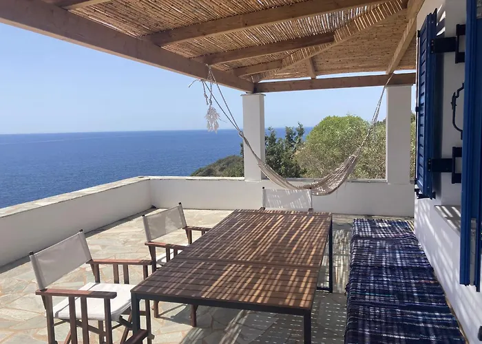 Koukoura Villa *
